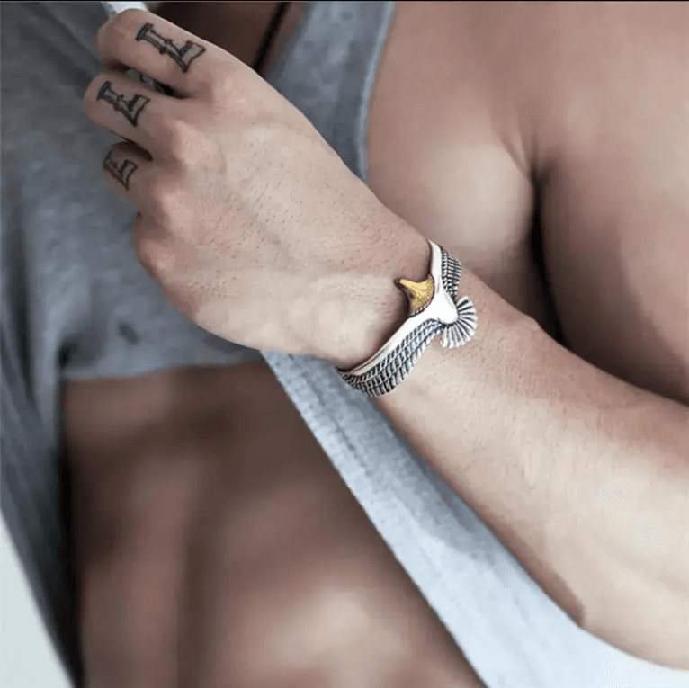 Hot Selling Fashion Vintage Men's Bangle Flying Eagle Wings Indian Eagle Bangle image 2